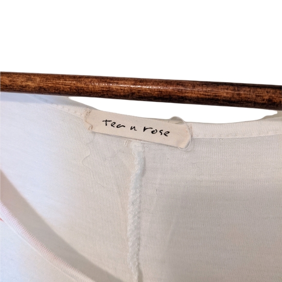 Tea n Rose Rainbow Striped Slouchy Tee size L - Picture 2 of 6